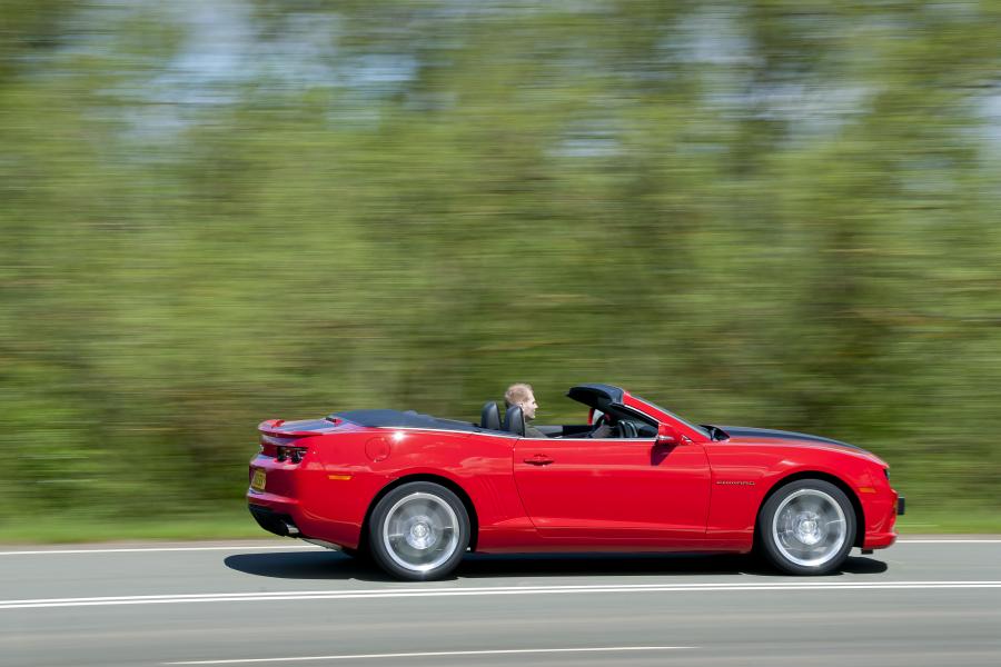  Chevrolet Camaro RS Convertible 45th Anniversary 2012 года  (EU) (фото 48 из 69)